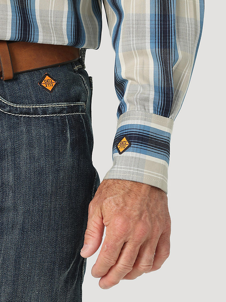 Men's Wrangler® FR Flame Resistant Long Sleeve Western Snap Plaid Shirt in Bungalow alternative view 3