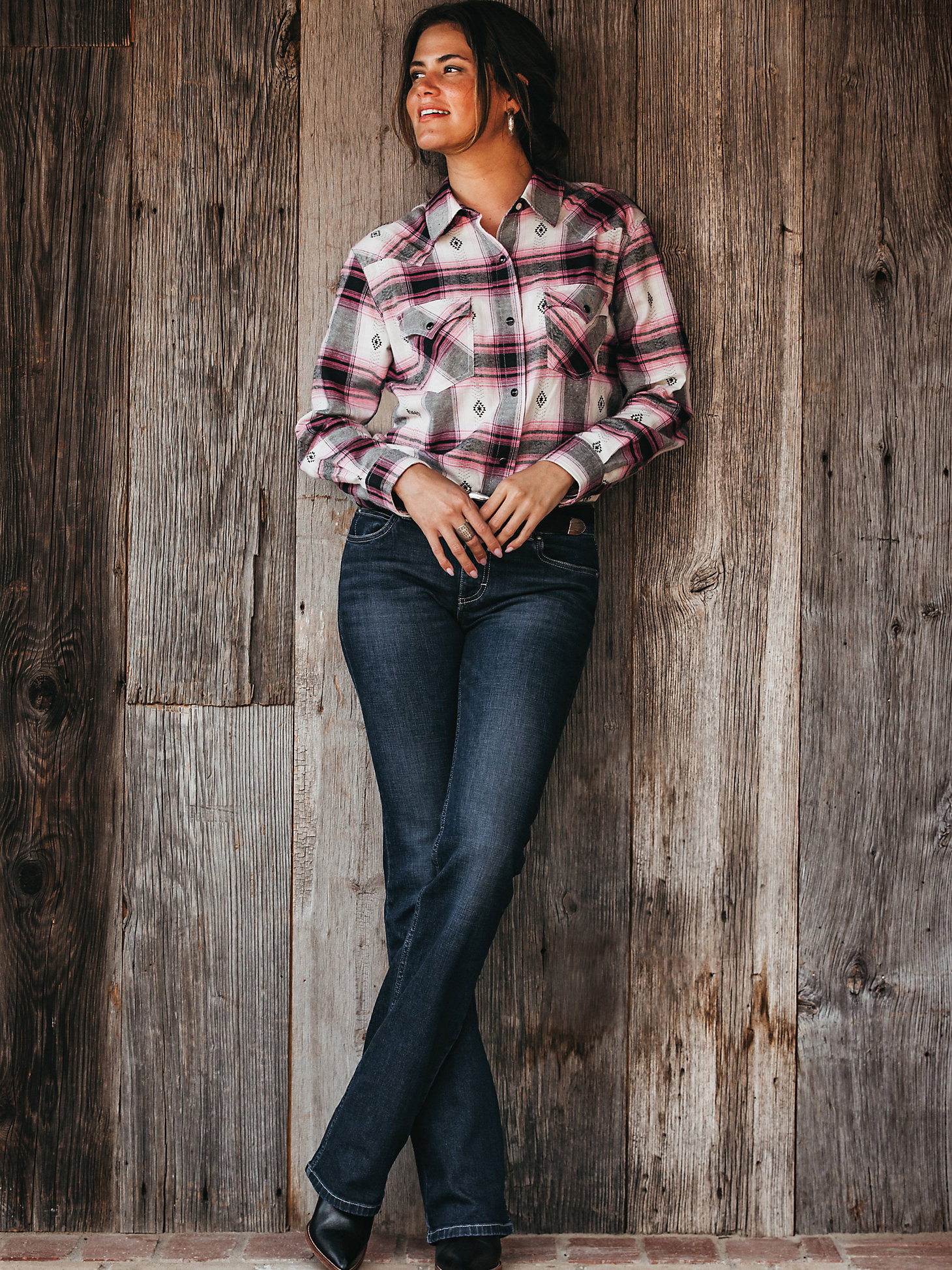 Women's Wrangler Retro® Long Sleeve Boyfriend Fit Flannel Plaid Shirt in Wren main view