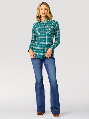 Women's Wrangler Retro® Textured Western Snap Shirt