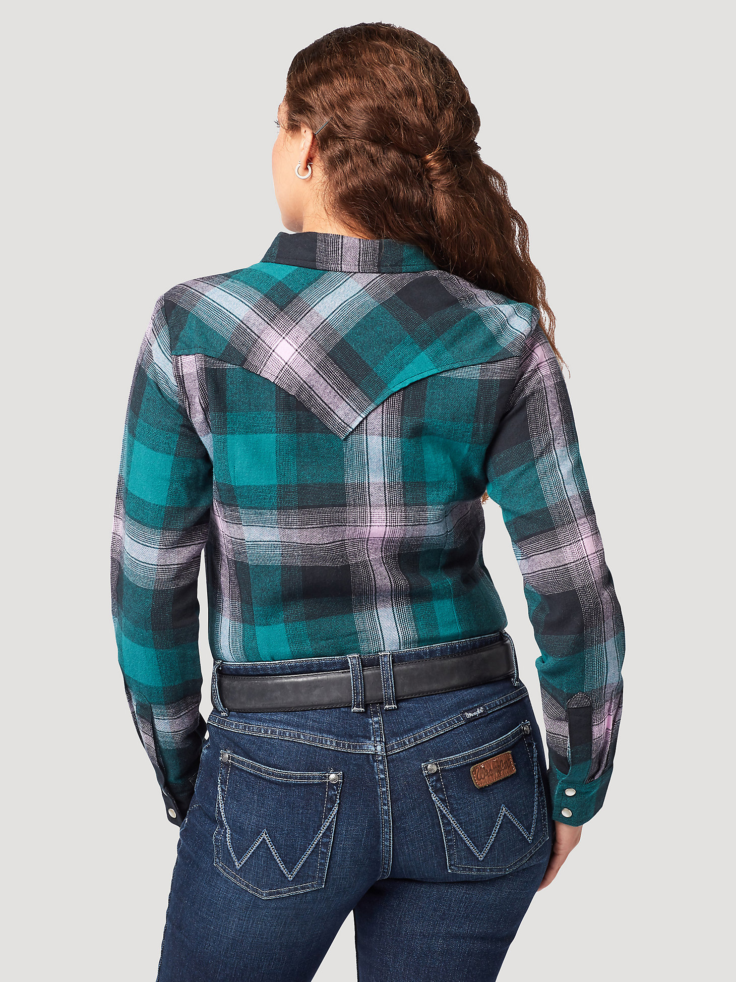 Women's Essential Long Sleeve Flannel Plaid Western Snap Shirt in Calm alternative view 1