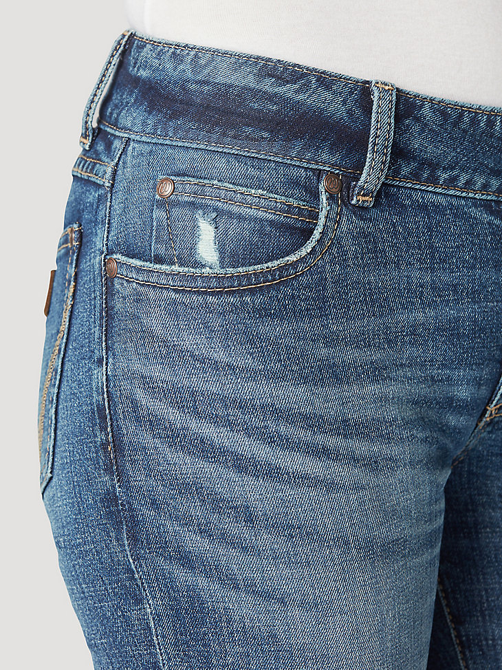 Women's Wrangler Retro® Mae Wide Leg Trouser Jean in Devon alternative view 4