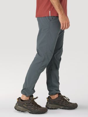 wrangler men's atg synthetic trail jogger pants