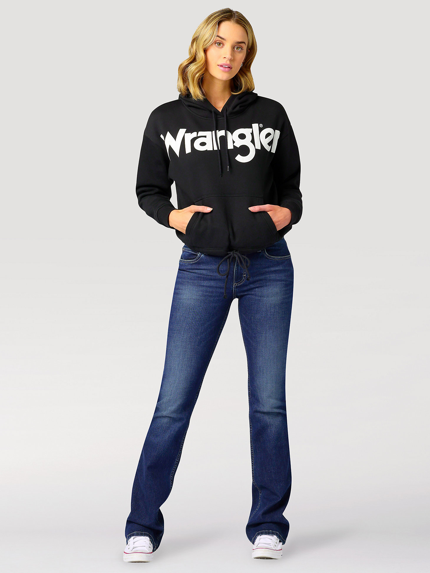 Women's Wrangler Retro® Bold Logo Cropped Hoodie in Black Beauty main view