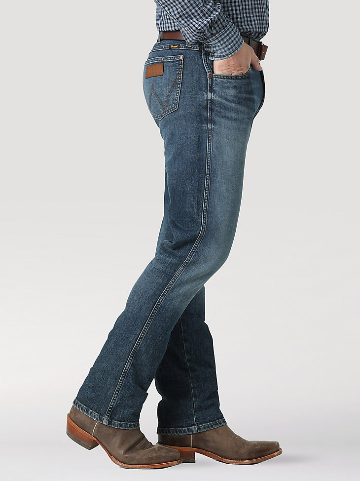 The Wrangler Retro® Premium Jean: Men's Slim Straight in Enerjean alternative view 3