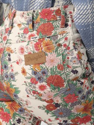 Women's Westward Floral Print Jean | The Monarch Look | Wrangler®