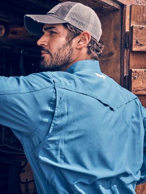 Men's Wrangler Performance Snap Long Sleeve Solid Shirt