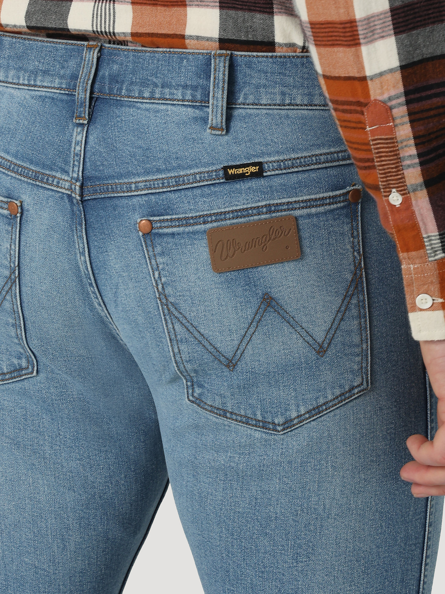 Wrangler ICONS™ 11MWZ Men's Slim Jean in Perfectly Fine alternative view 2