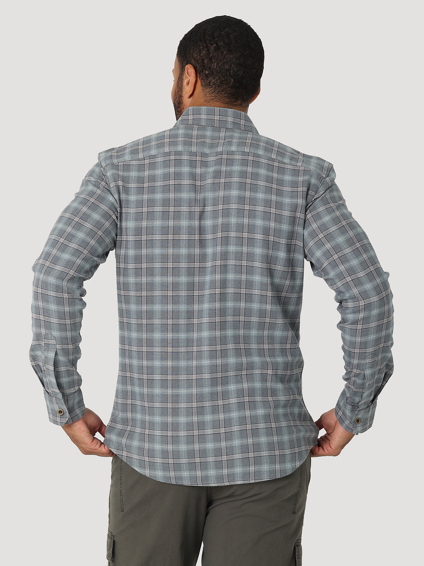 Men's Cloud Flannel™ Free To Stretch™ Shirt in Lead alternative view 1