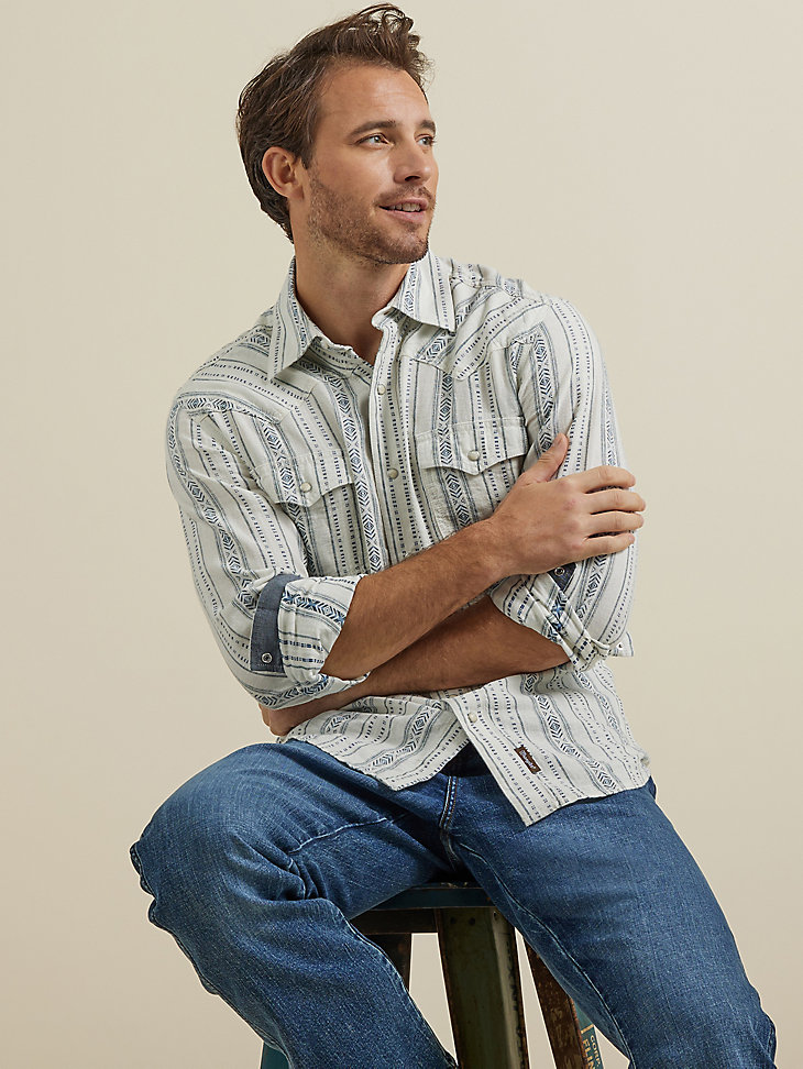 Wrangler Retro® Premium Long Sleeve Linen Western Snap Shirt in White Stripe alternative view