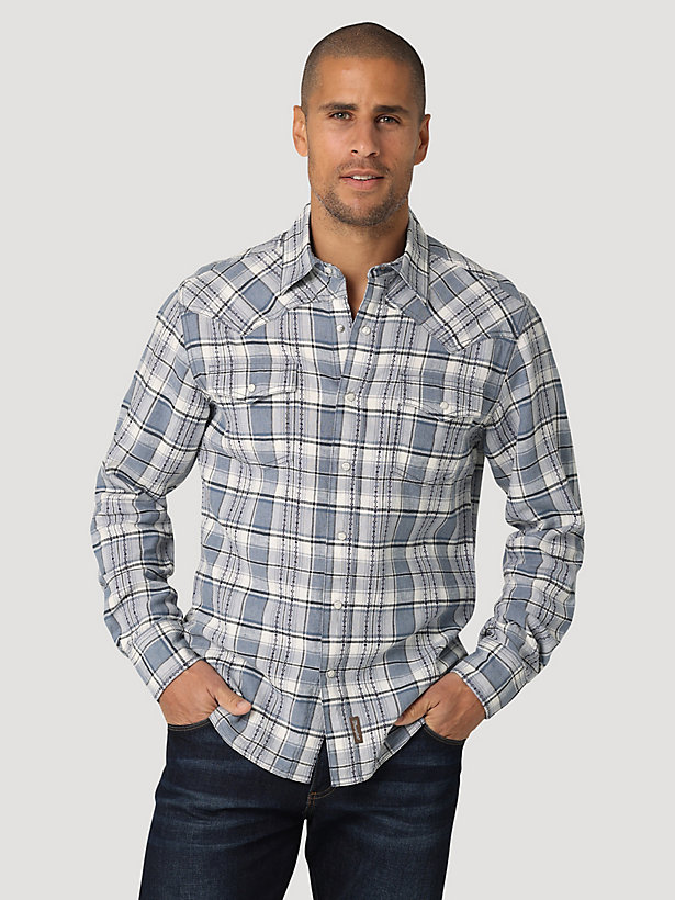Wrangler Retro® Premium Long Sleeve Linen Western Snap Shirt in Blue Plaid