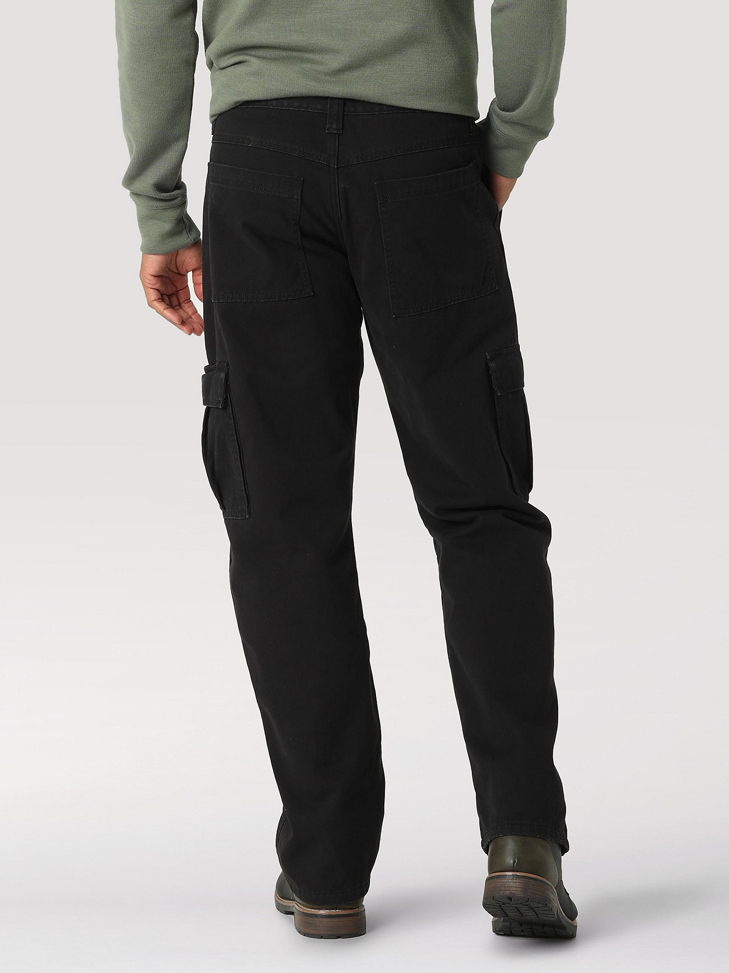 Men's Fleece Lined Cargo Pant in Black alternative view 2