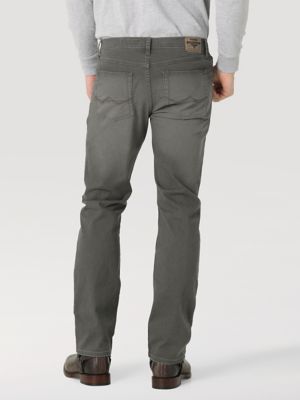 Wrangler Men's Free-to-Stretch Relaxed Fit Jean