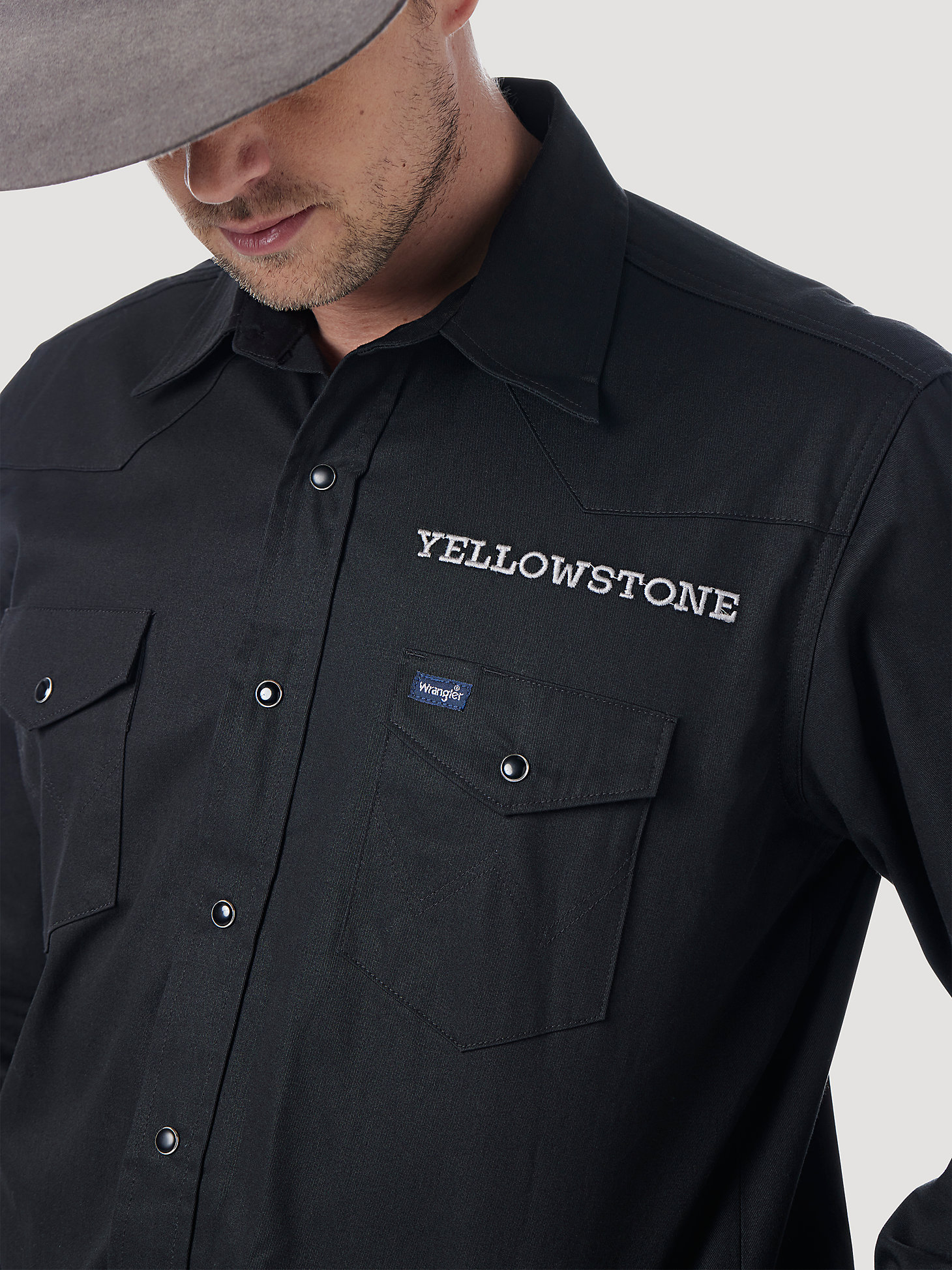 Wrangler x Yellowstone Desertscape Twill Snap Shirt in Black alternative view 4
