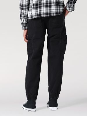 Boy's Wrangler® Free To Stretch Gamer Cargo Pant (Husky) in Black alternative view