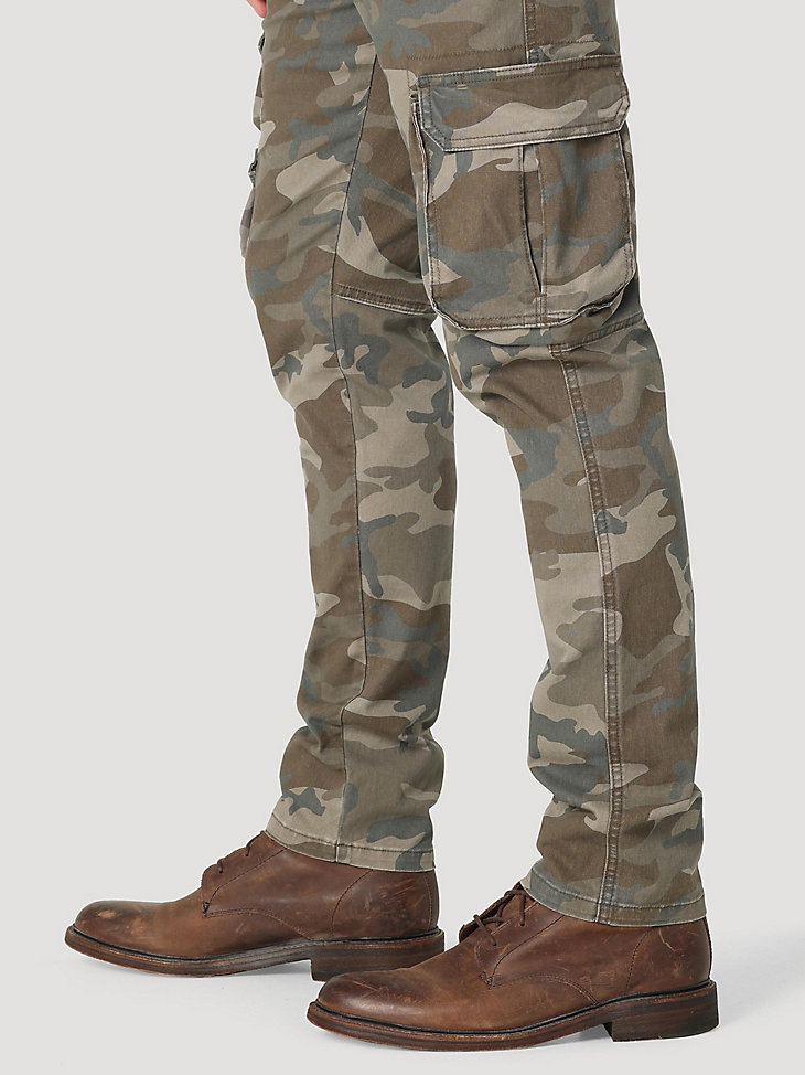Men's Wrangler® Flex Tapered Cargo Pant in Brown Jungle Camo alternative view 10
