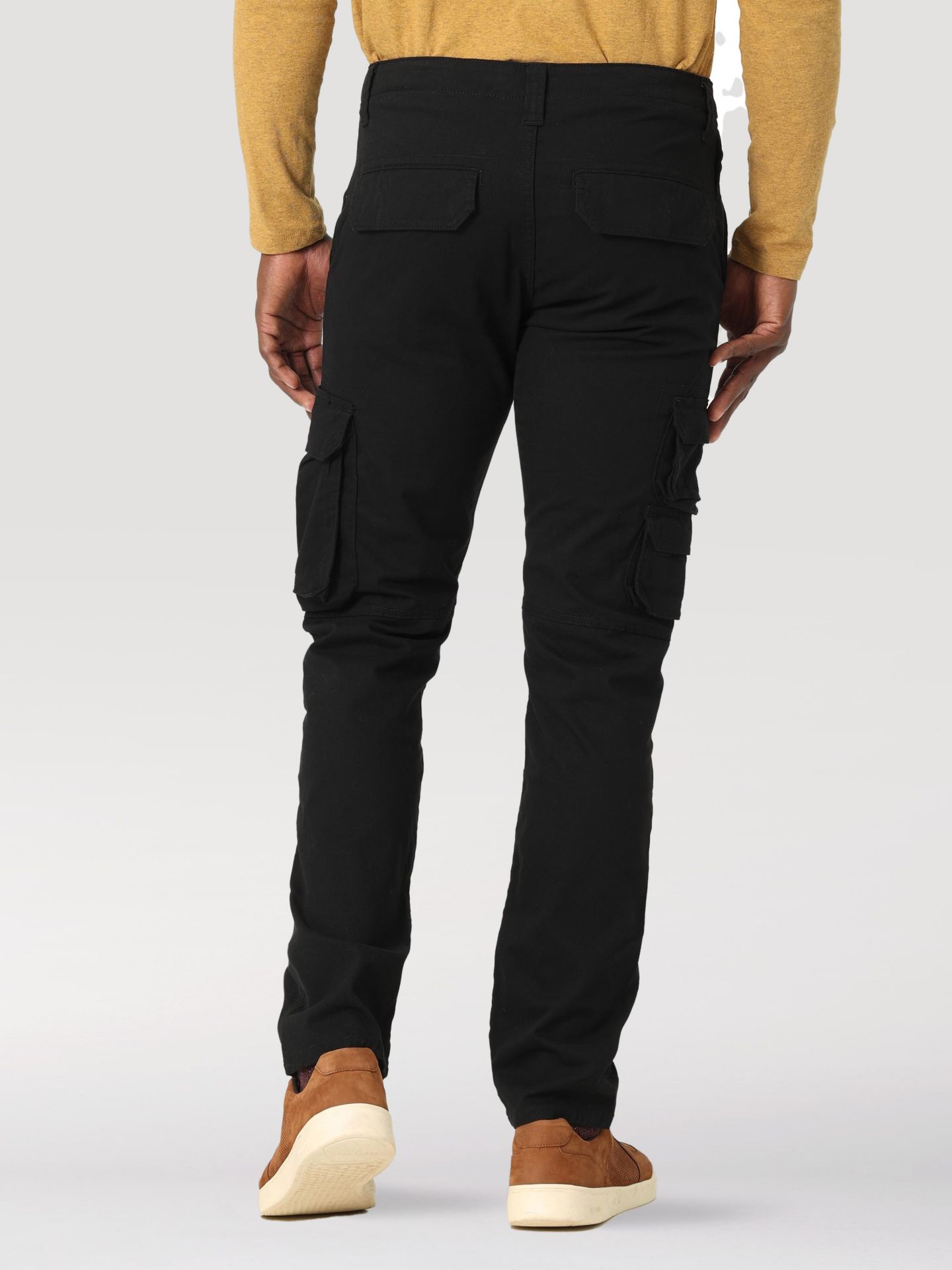 Мужские брюки Wrangler Flex Tapered Cargo, цвет: Чёрный — фото 2