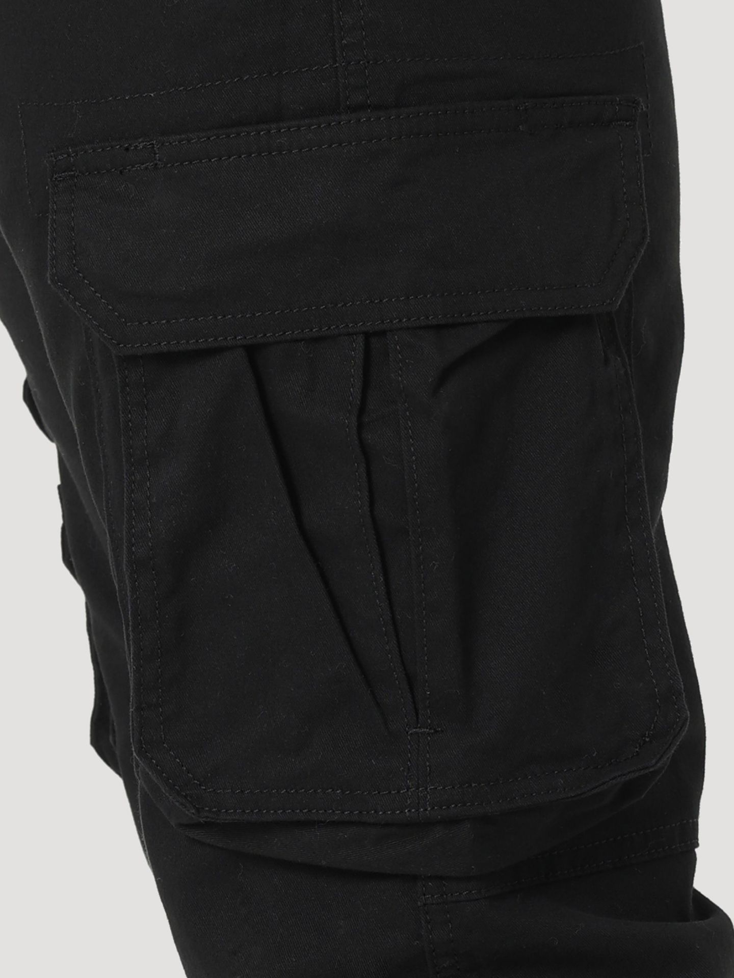 Мужские брюки Wrangler Flex Tapered Cargo, цвет: Чёрный — фото 7