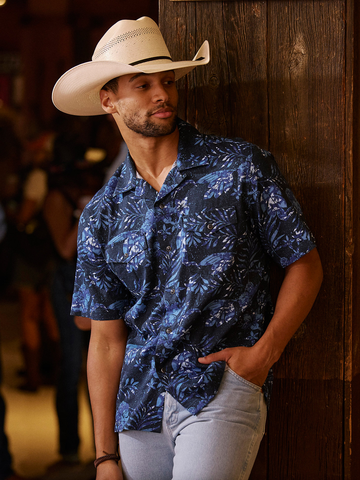 Wrangler® Coconut Cowboy Snap Front Camp Shirt