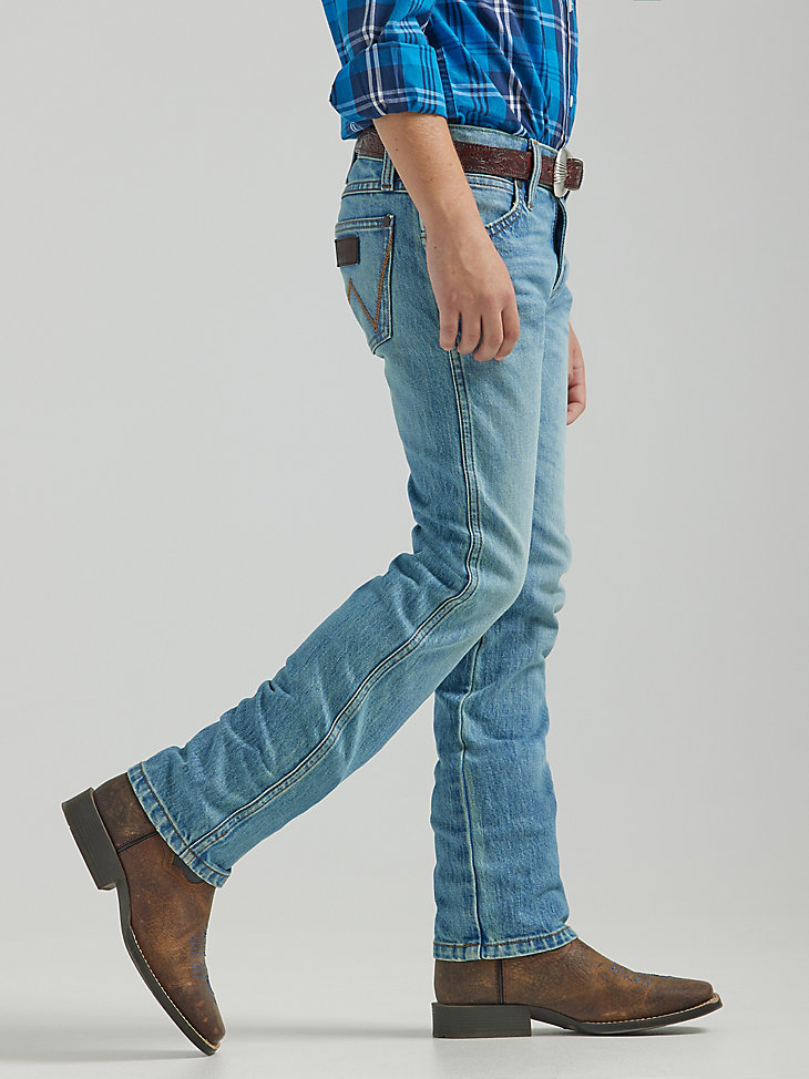Boy's Wrangler Retro® Slim Straight Jean (4-20) in Buffalo Pass alternative view