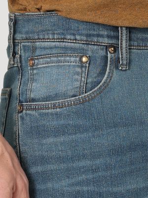Men's Free To Stretch™ Straight Fit Jean