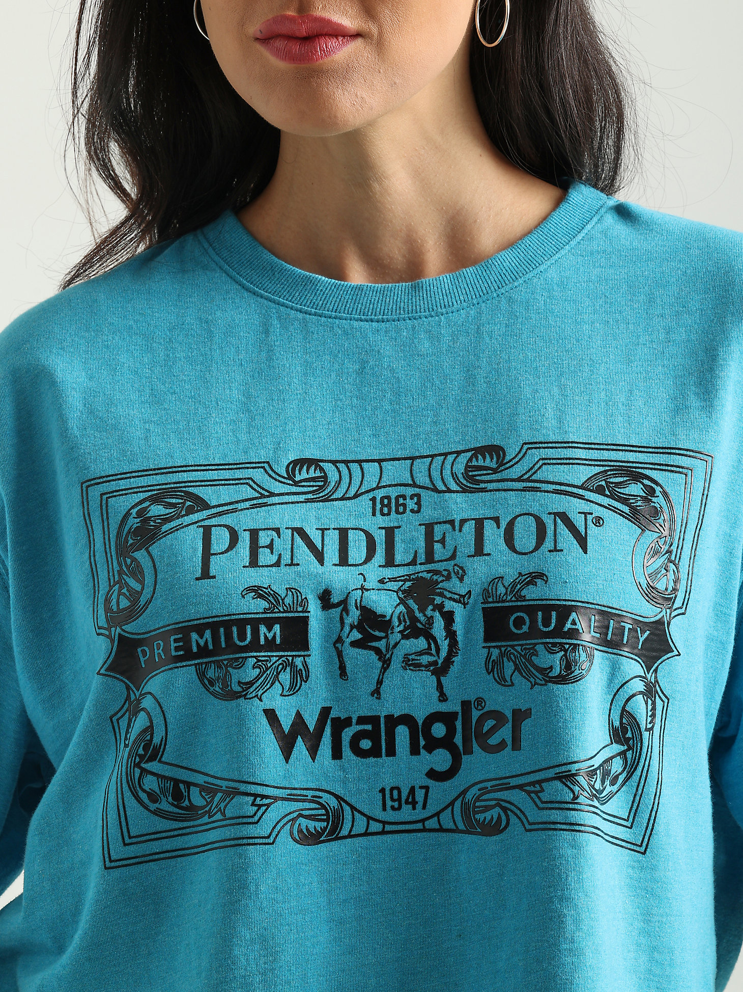 Wrangler x Pendleton Women's Logo Crop Tee in Blue alternative view 2
