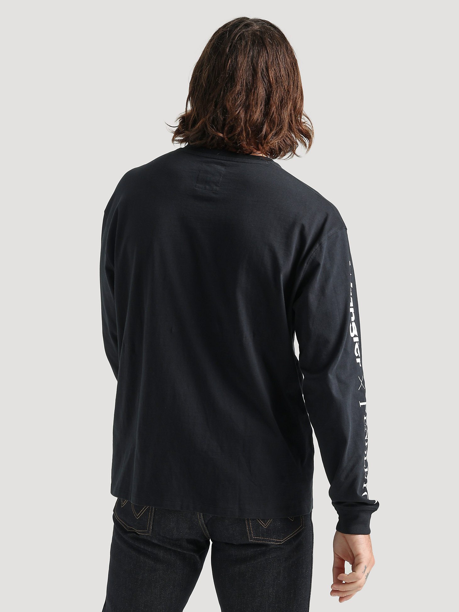 Wrangler x Pendleton Men's Logo Sleeve T-Shirt in Black Beauty alternative view 1