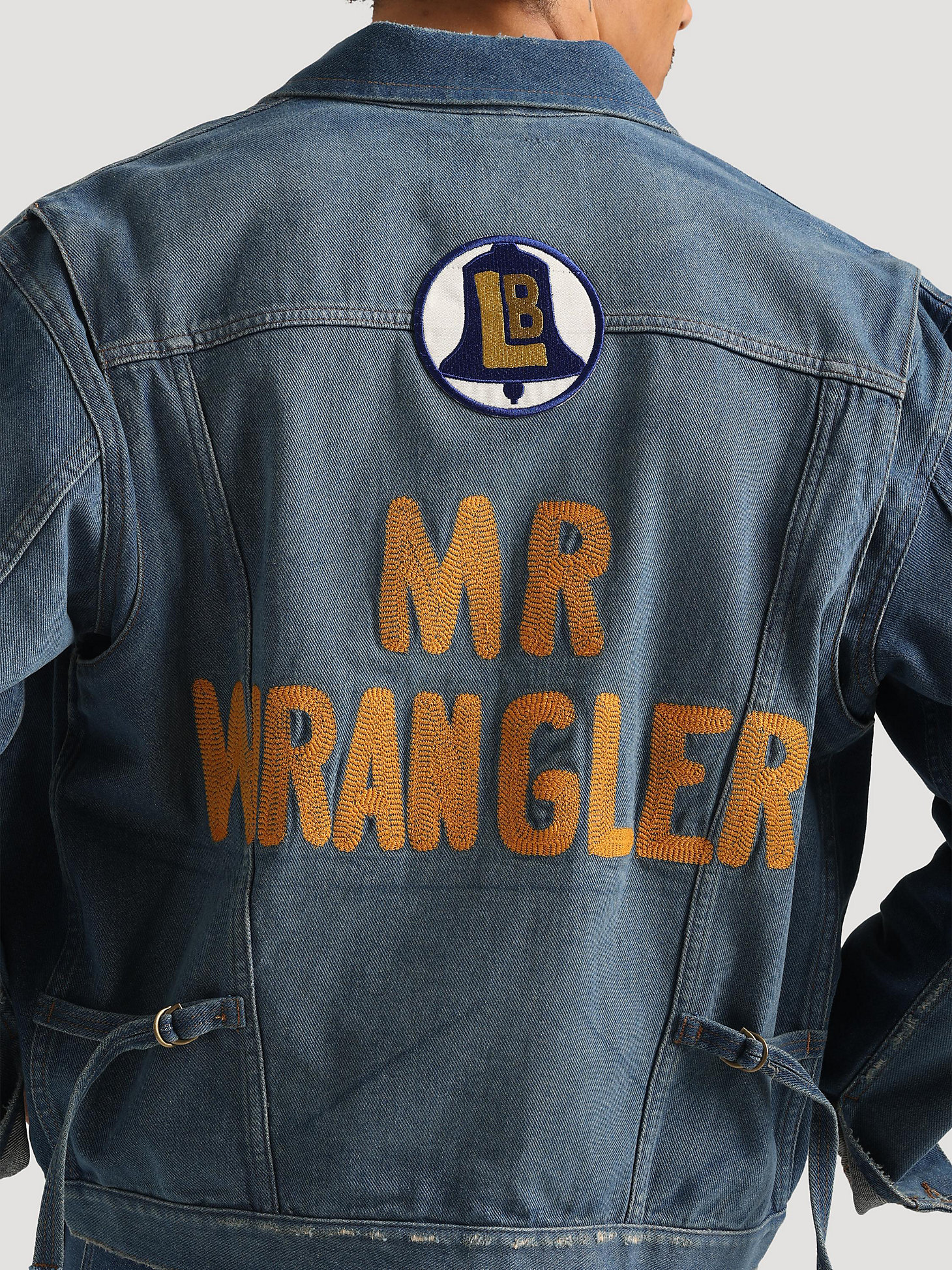 Wrangler X Leon Bridges Men's 124MJ Jacket in Worn Indgo alternative view 7