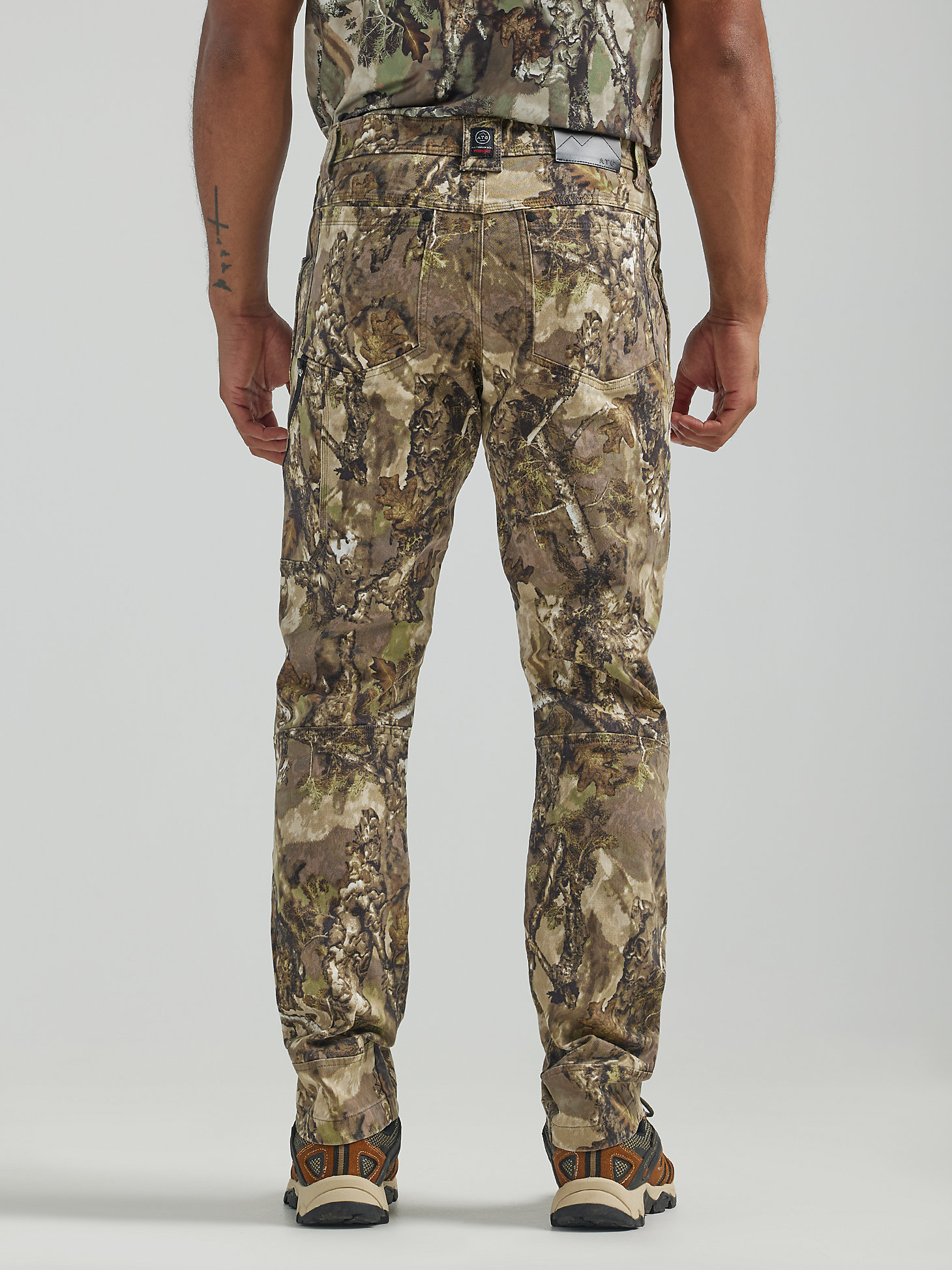ATG By Wrangler® Men's Reinforced Utility Pant in Warmwoods Camo
