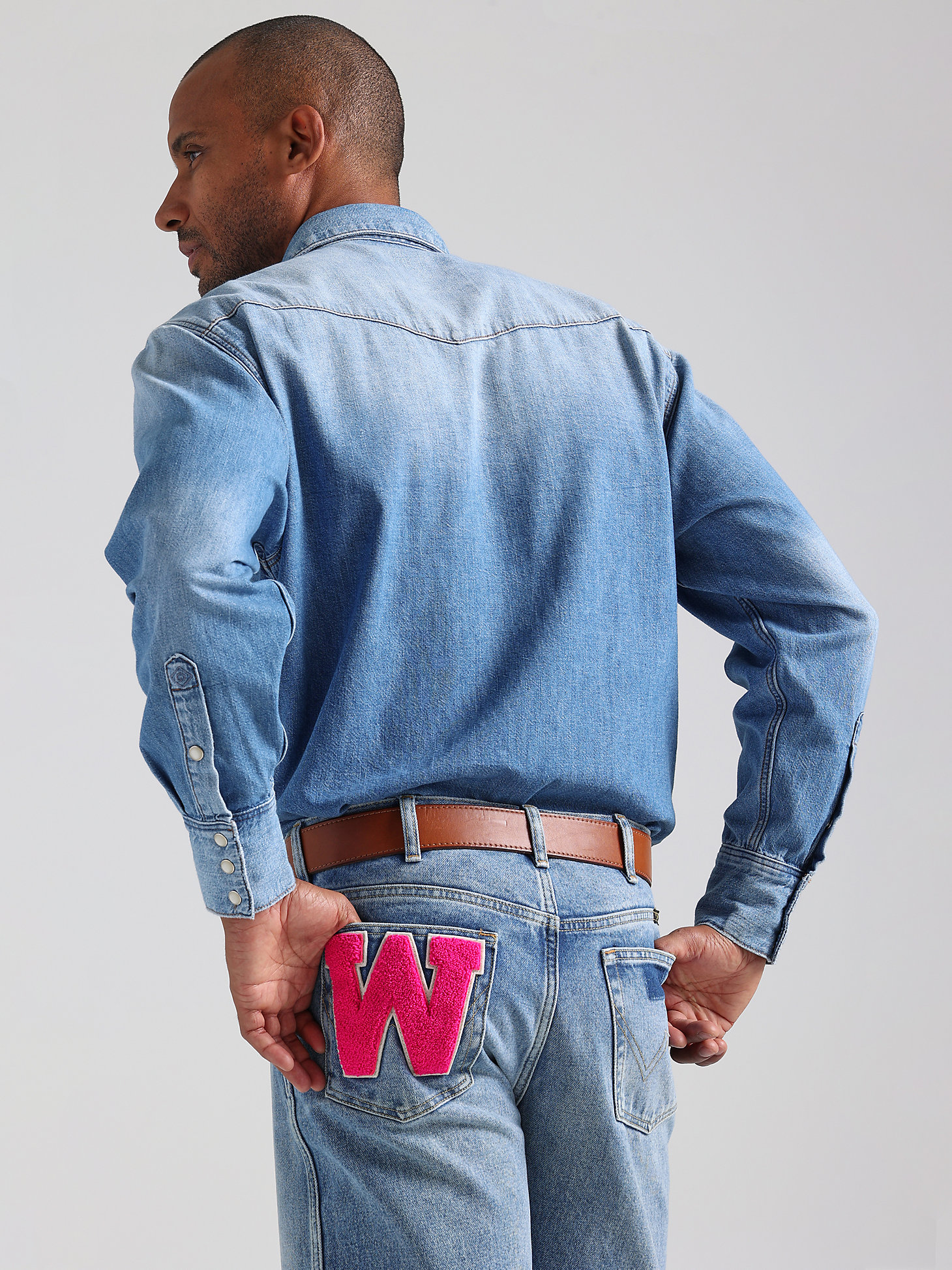 GANT x Wrangler Men's MWZ Jean in Light Blue alternative view 5