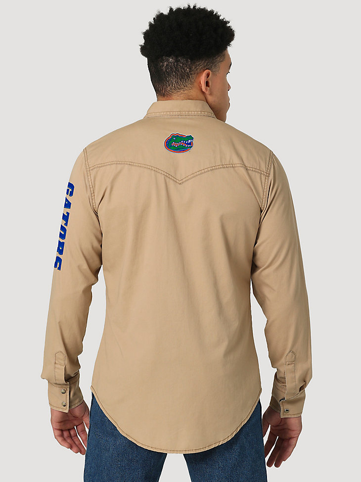 Wrangler Collegiate Embroidered Twill Western Snap Shirt in University of Florida alternative view