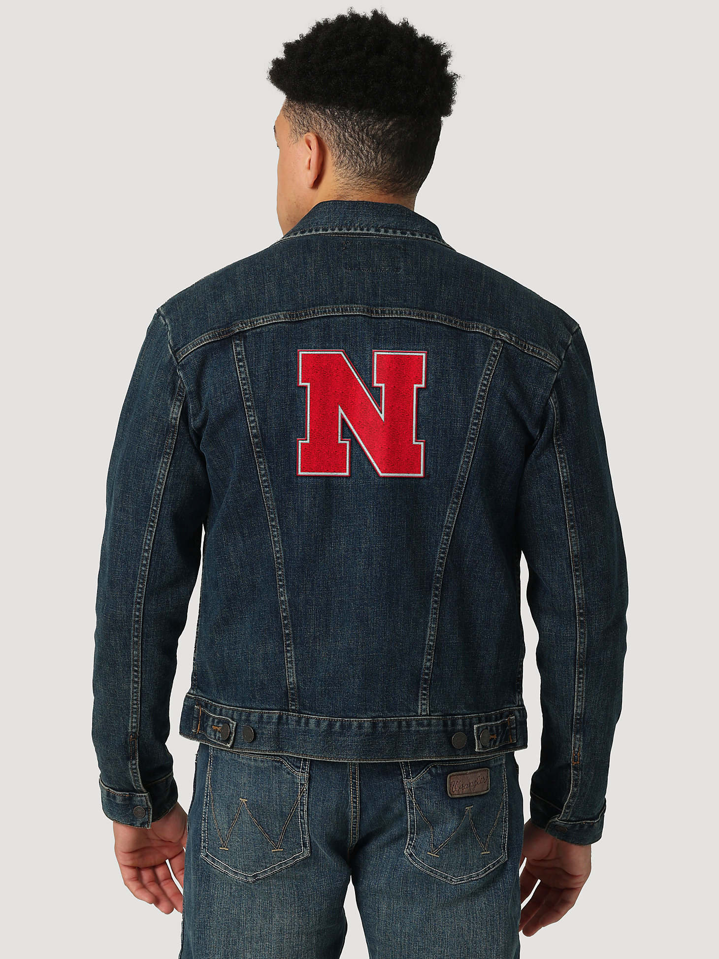 Men's Wrangler Retro Collegiate Embroidered Denim Jacket in University of Nebraska alternative view 1