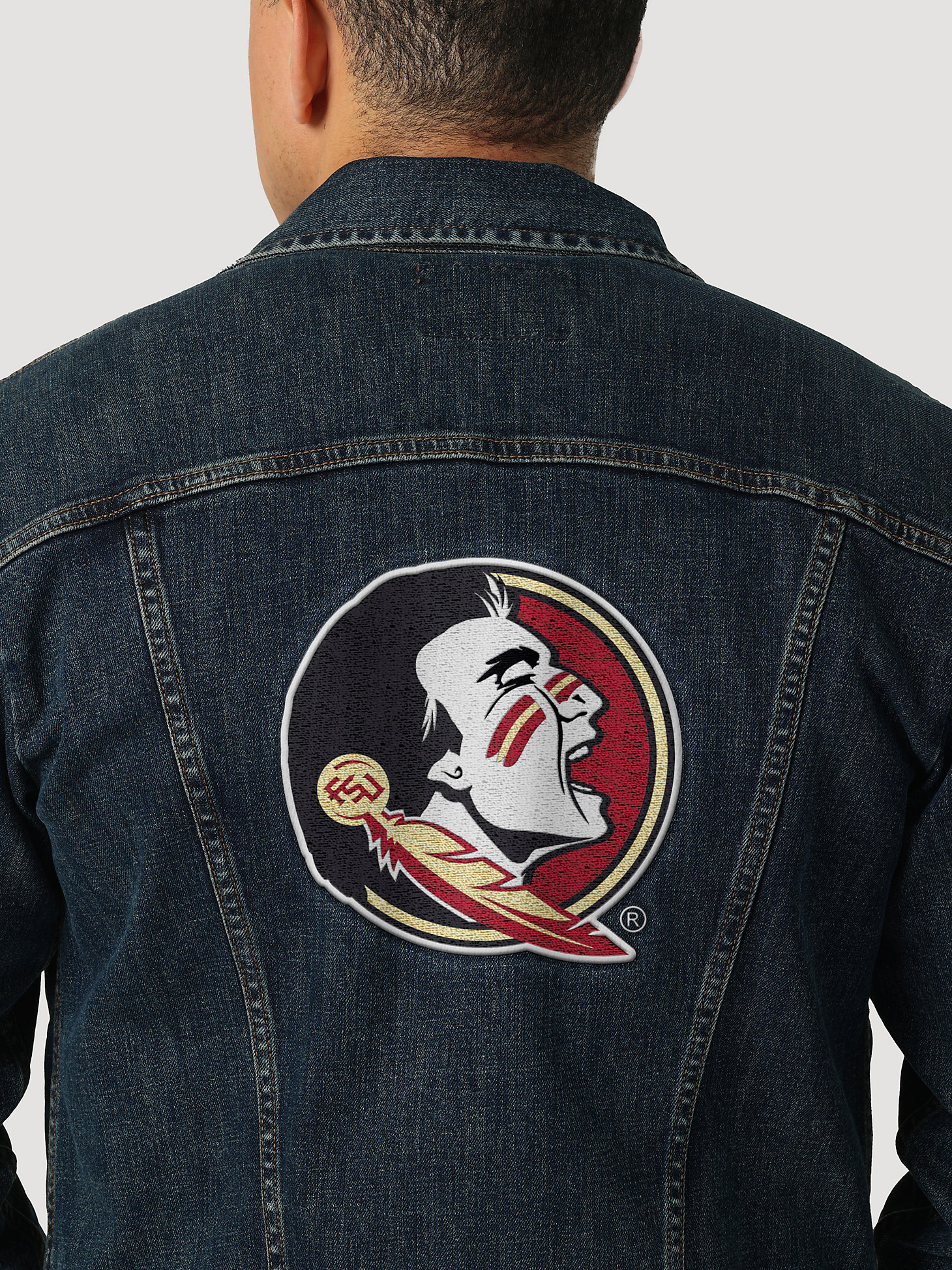 Men's Wrangler Retro Collegiate Embroidered Denim Jacket in Florida State alternative view 3