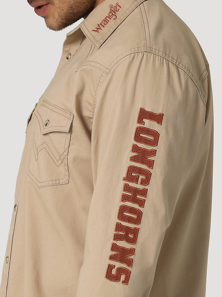 Wrangler Collegiate Embroidered Twill Western Snap Shirt in University of Texas alternative view 2