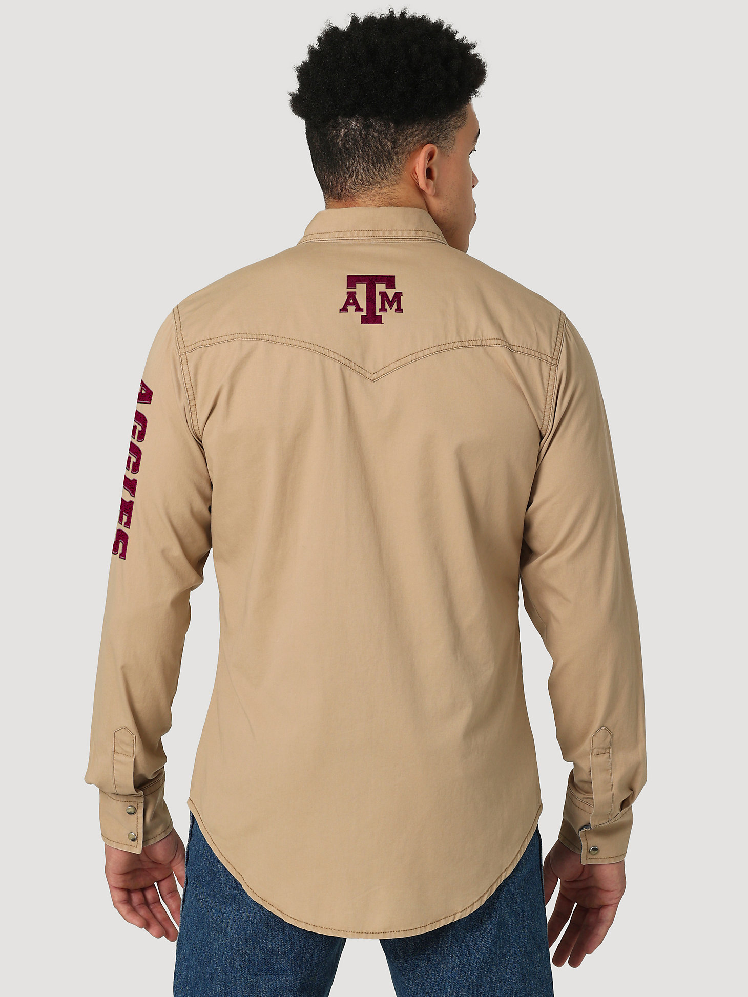 Wrangler Collegiate Embroidered Twill Western Snap Shirt in Texas A&M alternative view 3