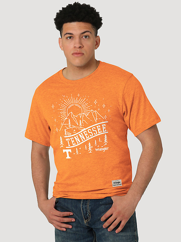 Wrangler Collegiate Mountain Landscape Short Sleeve T-Shirt in University of Tennessee