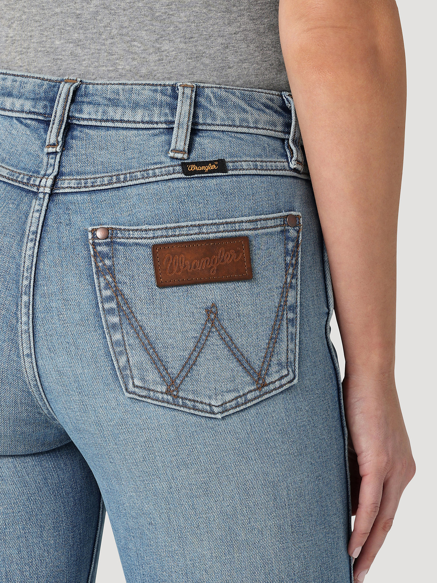 Women's Wrangler Retro Premium High Rise Released Hem Trouser Jean in Wilma alternative view 3