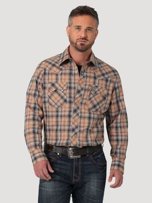 Men's Wrangler Retro® Long Sleeve Sawtooth Snap Pocket Western Shirt