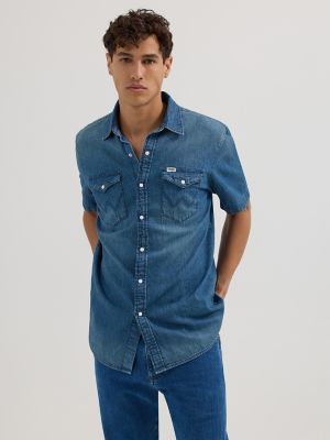 Wrangler short sleeve denim shirt in dark blue wash