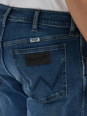 Men's Destructed Bootcut Jean in Rio alternative view 5