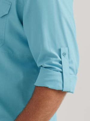 Wrangler Men's Solid Long Sleeve Button-Down Performance Western Shirt