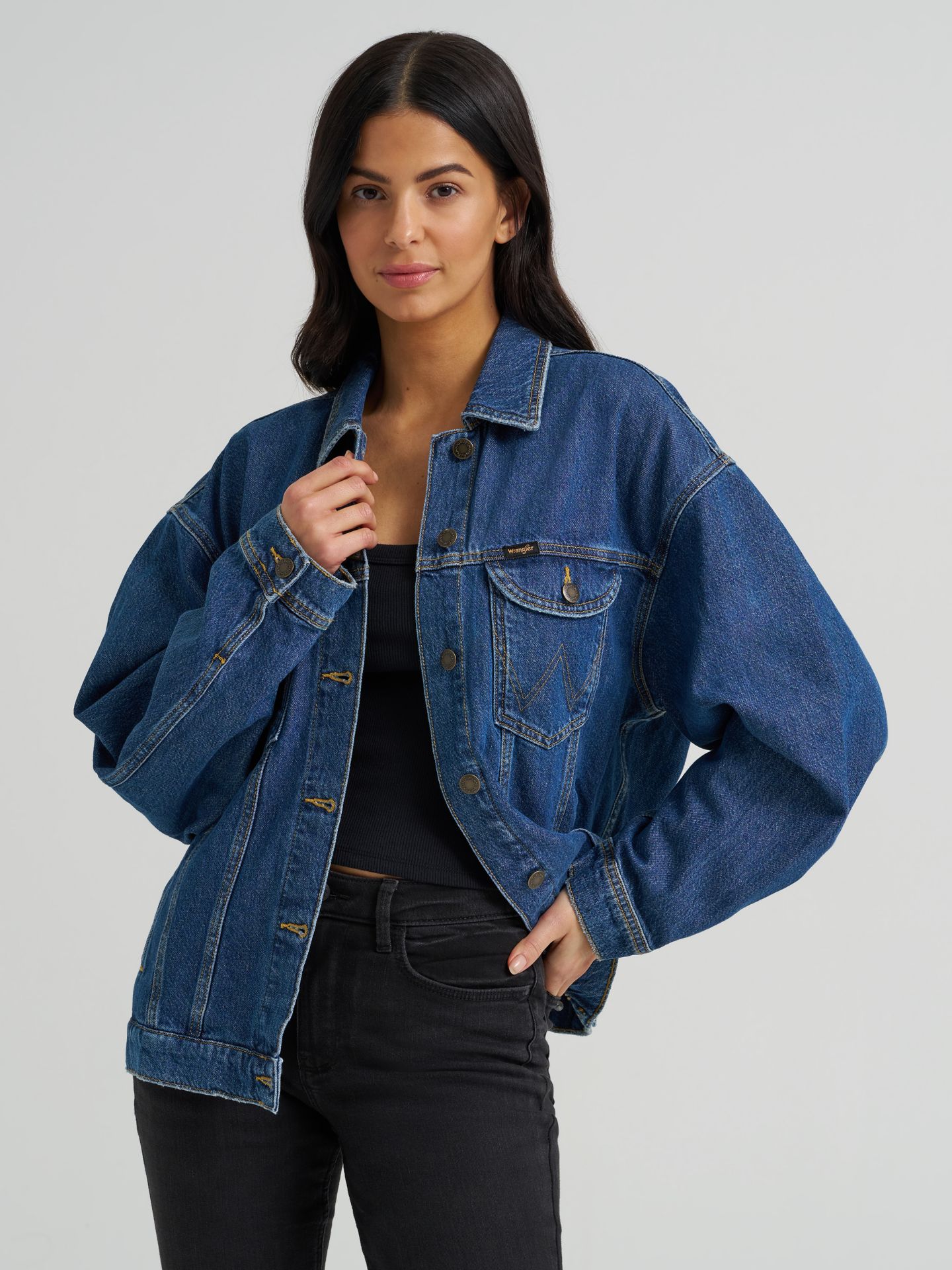 Женская куртка Wrangler Girlfriend Denim Jacket, цвет: Daffodil — фото 2