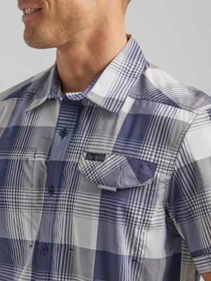 ATG By Wrangler™ Men's Asymmetrical Zip Pocket Plaid Shirt