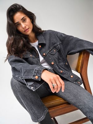 Women's Heritage Jumbo Trucker Jacket