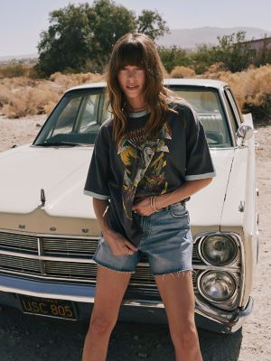 Women's Unicorn Ringer Tee in Magnet