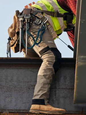 Wrangler® RIGGS Workwear® Technical Carpenter Pant in Dark Khaki