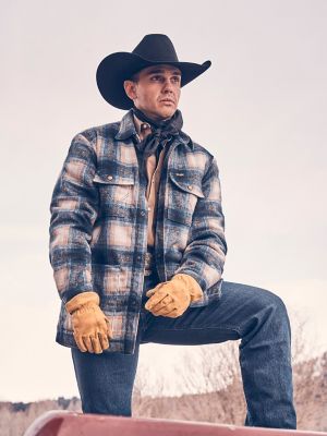 35 Flannel Shirt Outfit Ideas for Men