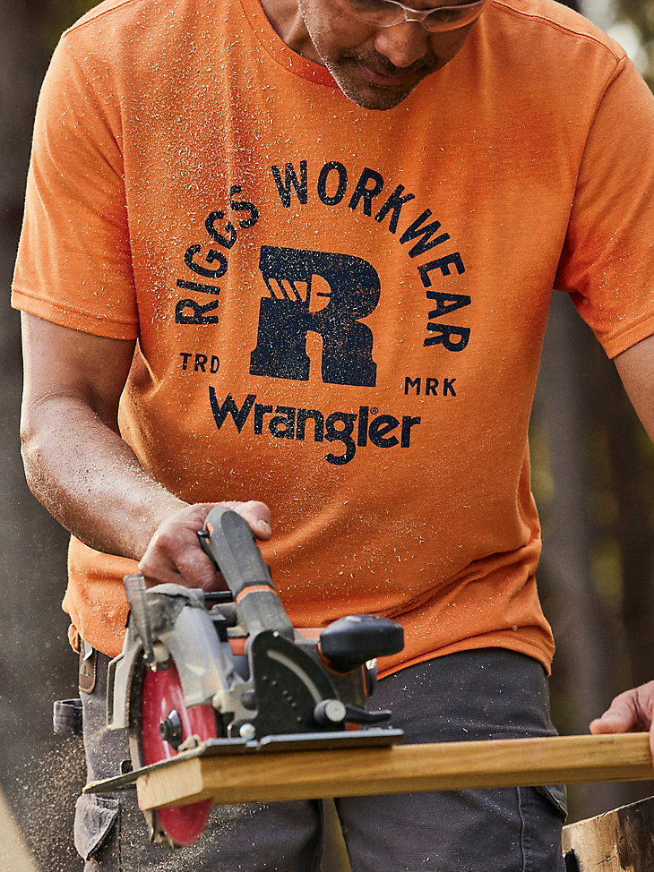 Wrangler® RIGGS Workwear® Relaxed Front Graphic T-Shirt in Harvest Pumpkin alternative view