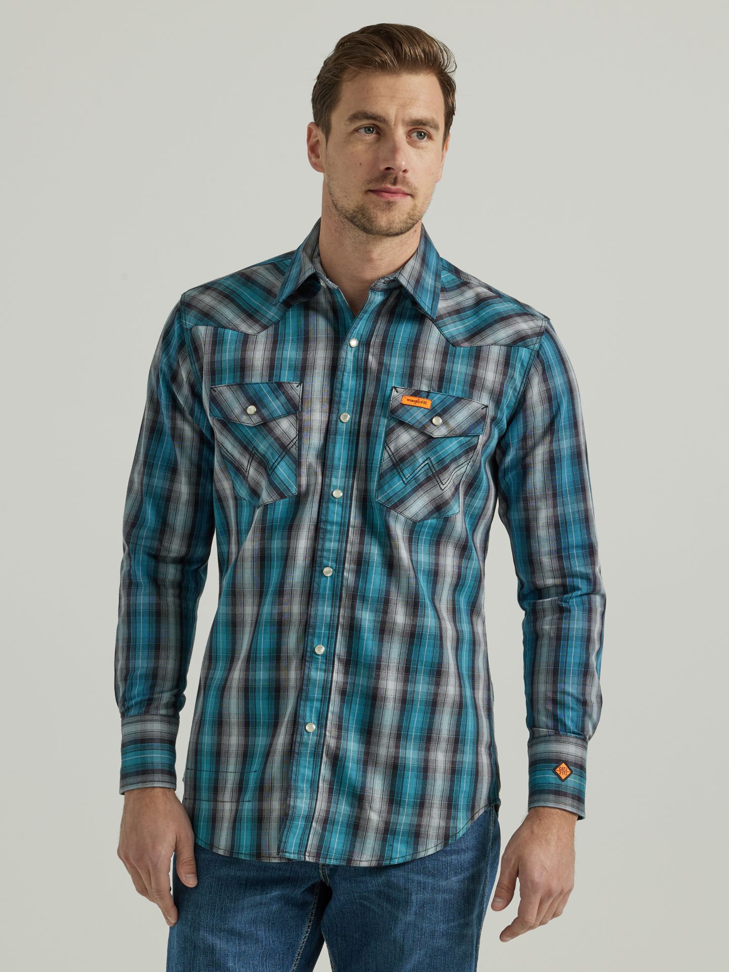 Мужская рубашка Wrangler FR Flame-Resistant Long Sleeve Western Snap Plaid, цвет: Чёрный бирюзовый — фото 1