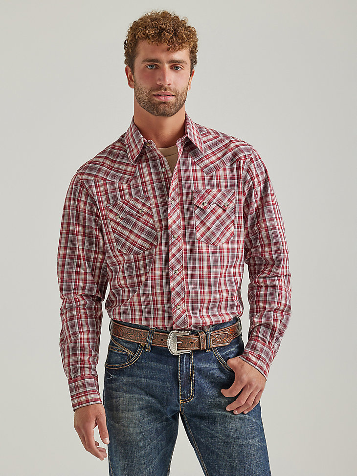 Men's Wrangler Retro® Long Sleeve Sawtooth Snap Pocket Western Shirt in Red Grey Plaid alternative view 2