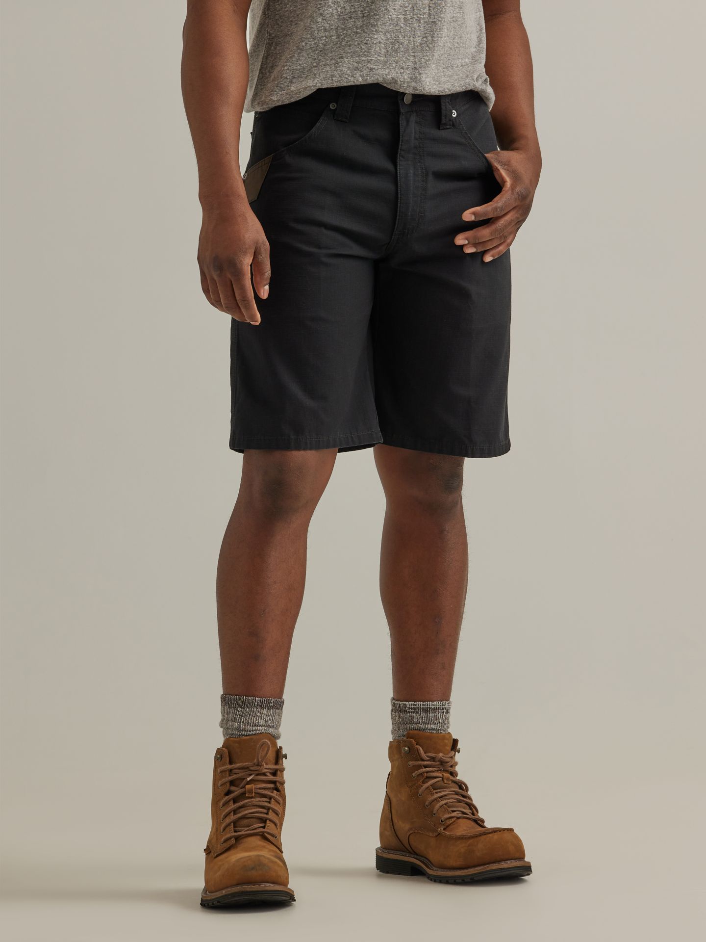 Мужские шорты Wrangler Workwear Technician Short, цвет: Чёрный — фото 1